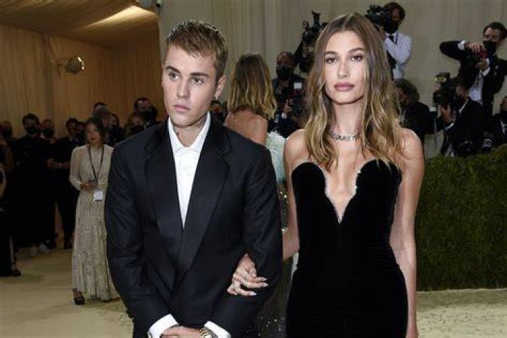 Justin Bieber Looks Unrecognizable In Bizarre Ski Mask At Church With Hailey Baldwin