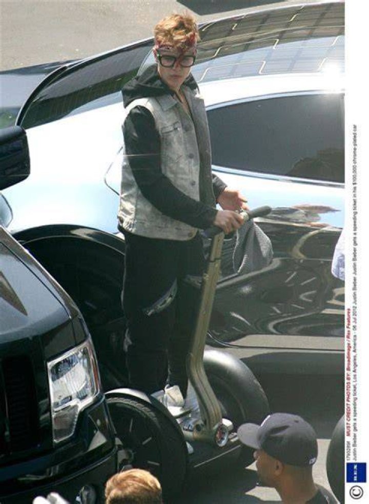 Justin Bieber Reflects On Being Arrested 7 Years Ago In Miami: ‘Not My Finest Hour’