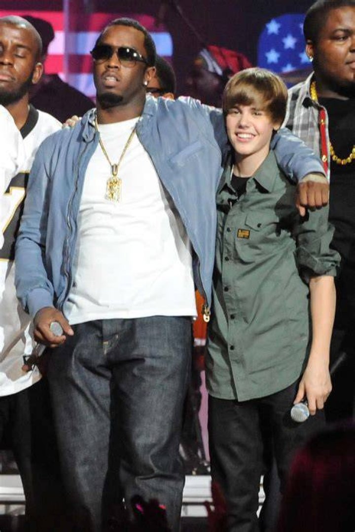 Justin Bieber’s Mom — I’ll Always Love Selena Gomez – Hollywood Life