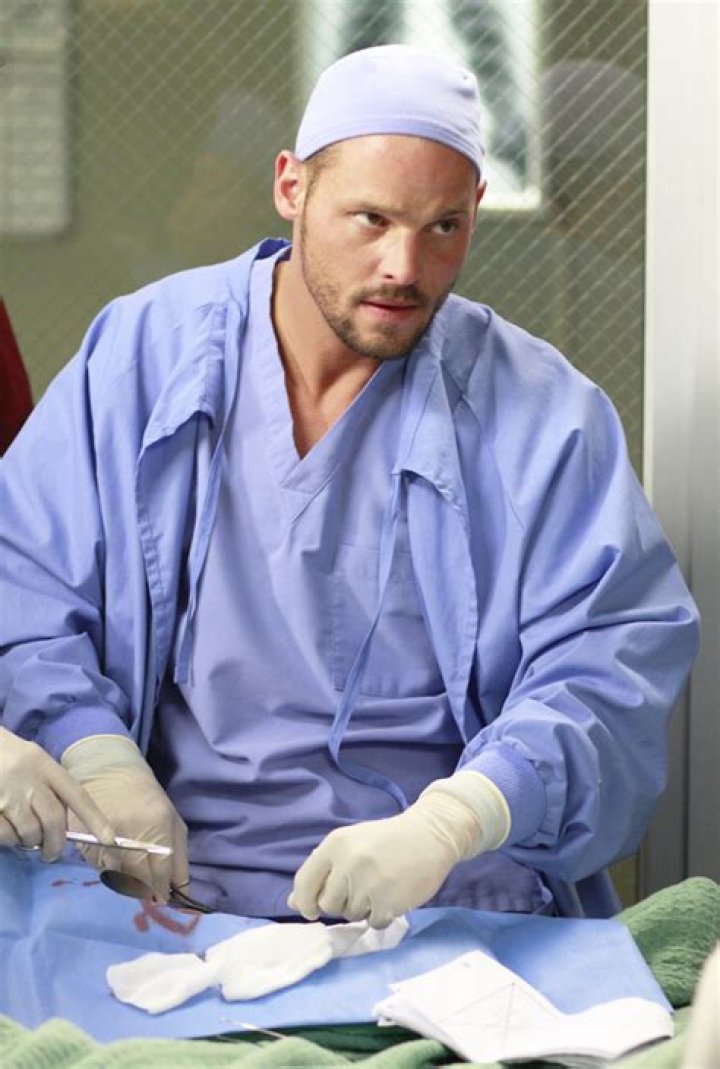 Justin Chambers Announces He’s Leaving ‘Grey’s Anatomy’ – Hollywood Life