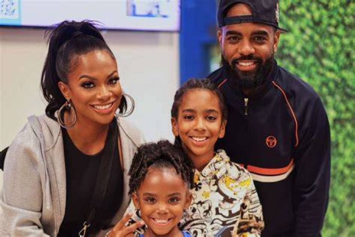 Kandi Burruss Is All Smiles In Rare Family Photo With Stepdaughter, 23, & Son, 3 — Sweet Pic