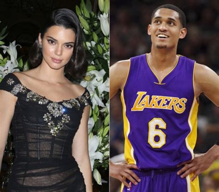 Kardashian & Jenner Hook-Ups You Forgot About — PICS