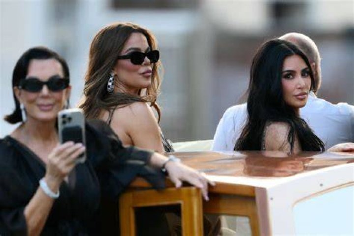 Kardashian Sisters Terrified – Hollywood Life