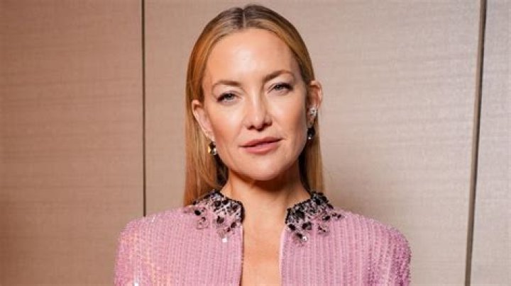 Kate Hudson Sips Coffee In Underwear: Photo – Hollywood Life