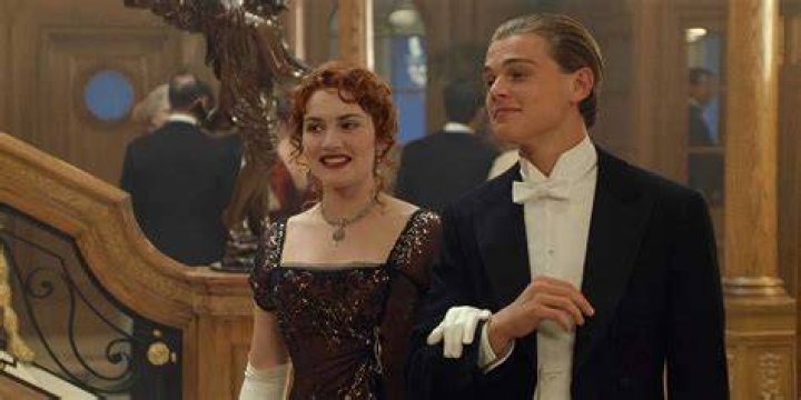 Kate Winslet Describes Bond With Leonardo DiCaprio From ‘Titanic’ – Hollywood Life