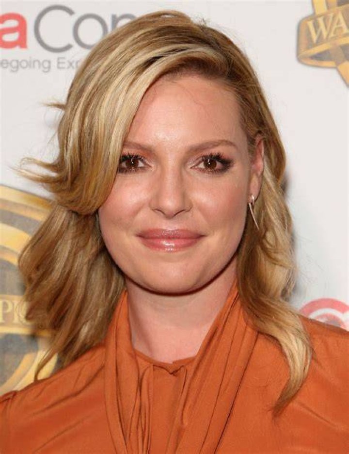 Katherine Heigl’s Favorite Pressed Powder is 30% Off – Hollywood Life