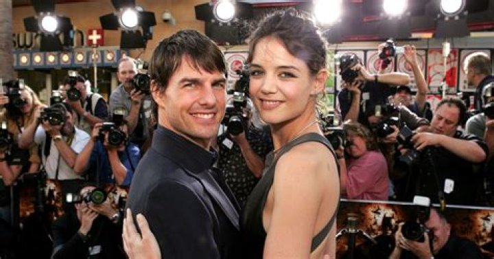 Katie Holmes – Hollywood Life