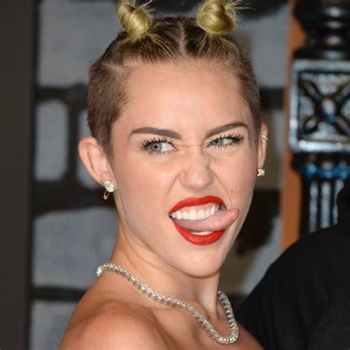 Katy Perry: I Have Locks Of Miley Cyrus & Taylor Swift’s Hair