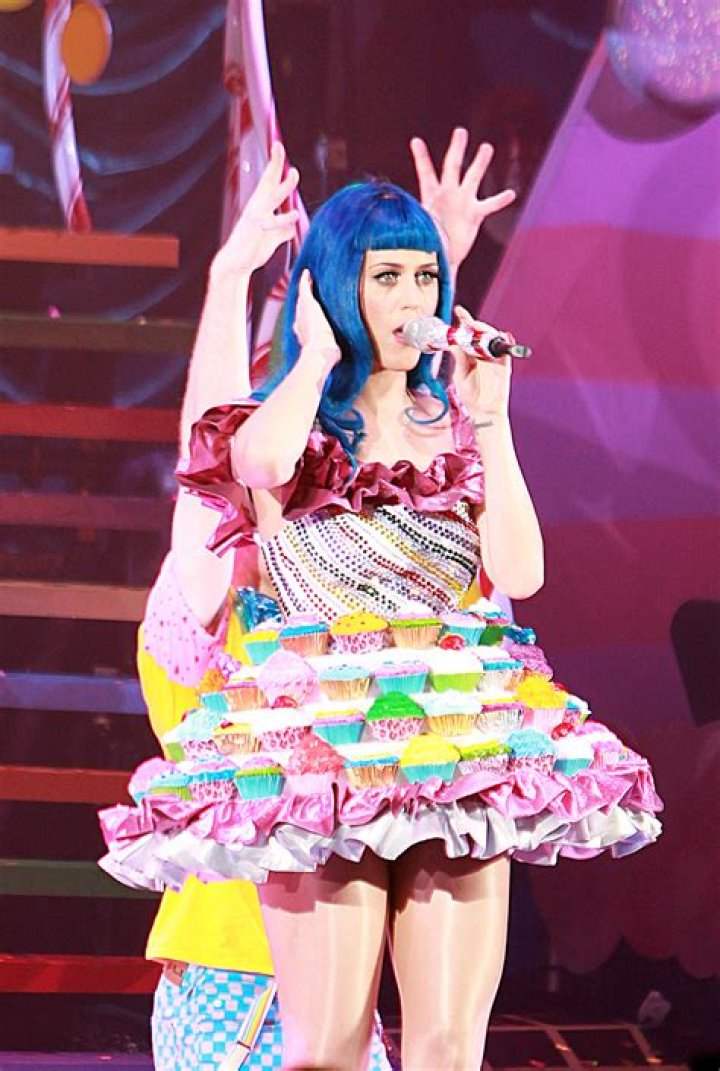 Katy Perry’s Boldest Blue Hair Looks — Photos – Hollywood Life
