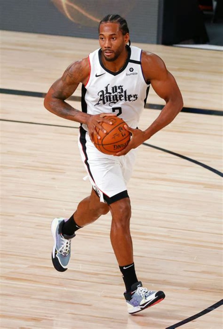 Kawhi Leonard — Pics – Hollywood Life