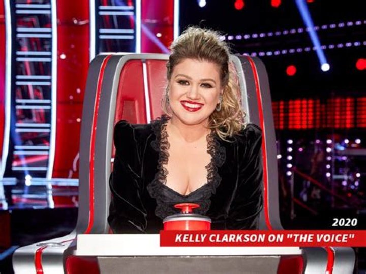 Kelly Clarkson Claims Ex Said She Wasn’t ‘Sexy’ Enough for ‘The Voice’ – Hollywood Life