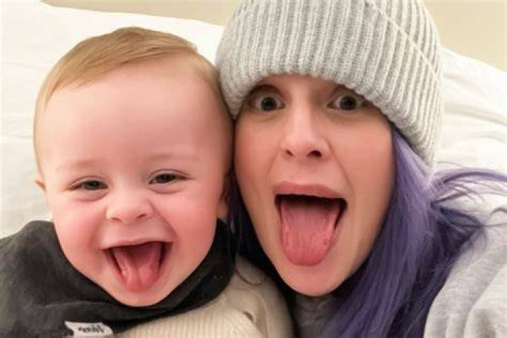 Kelly Osbourne Pictured For The 1st Time With Newborn Son Sydney: See Photos