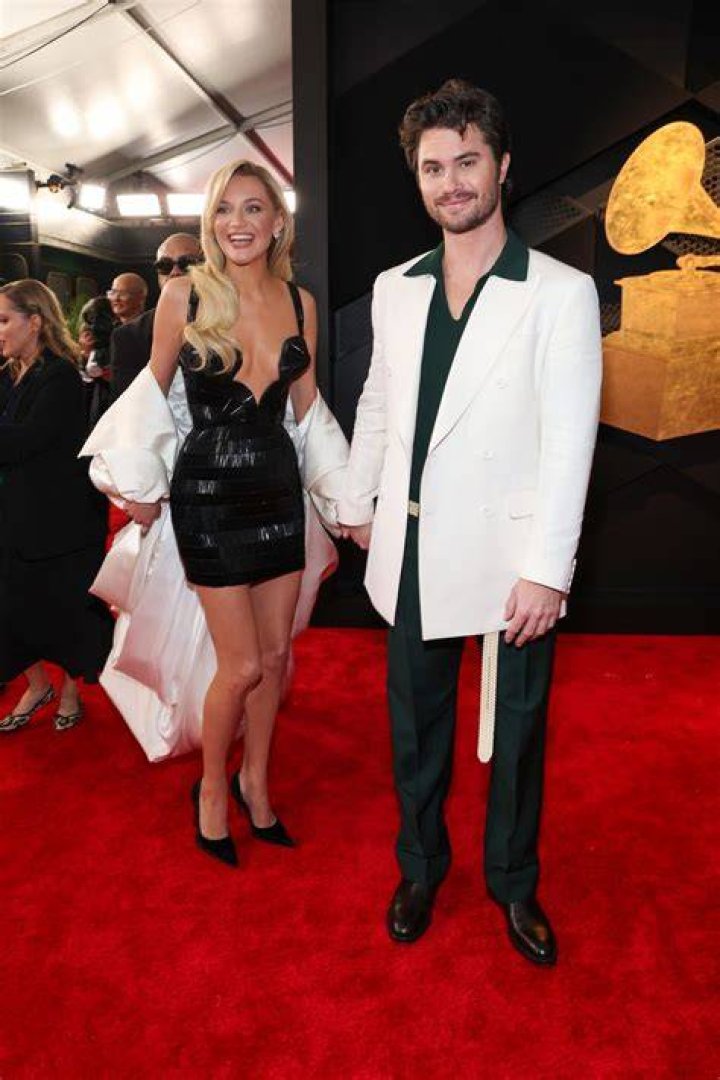 Kelsea Ballerini At ACM Awards 2021 — See Her Green Gown & Denim Dress – Hollywood Life