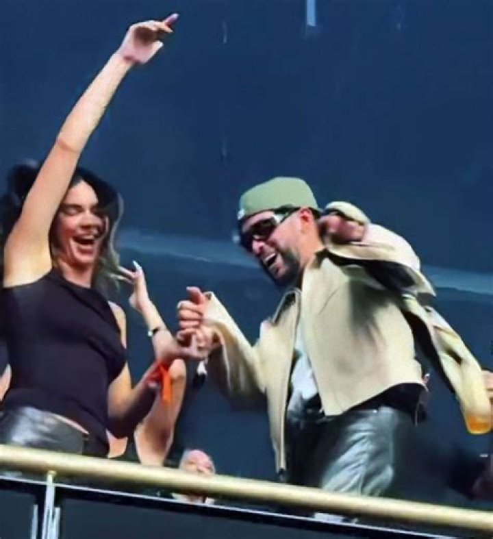 Kendall Jenner & Drake ‘Low Key Flirting’ At Her Insane 20th Birthday Party