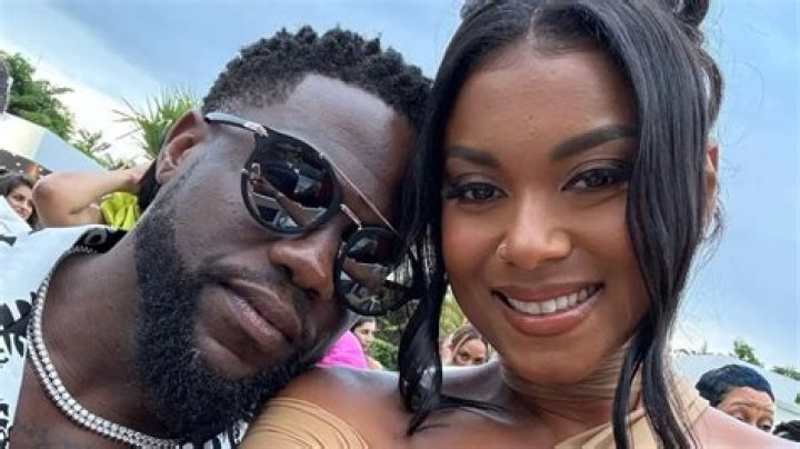 Kevin Hart Cheating With Monique? Mystery Girl Revealed As Sexy Singer – Hollywood Life