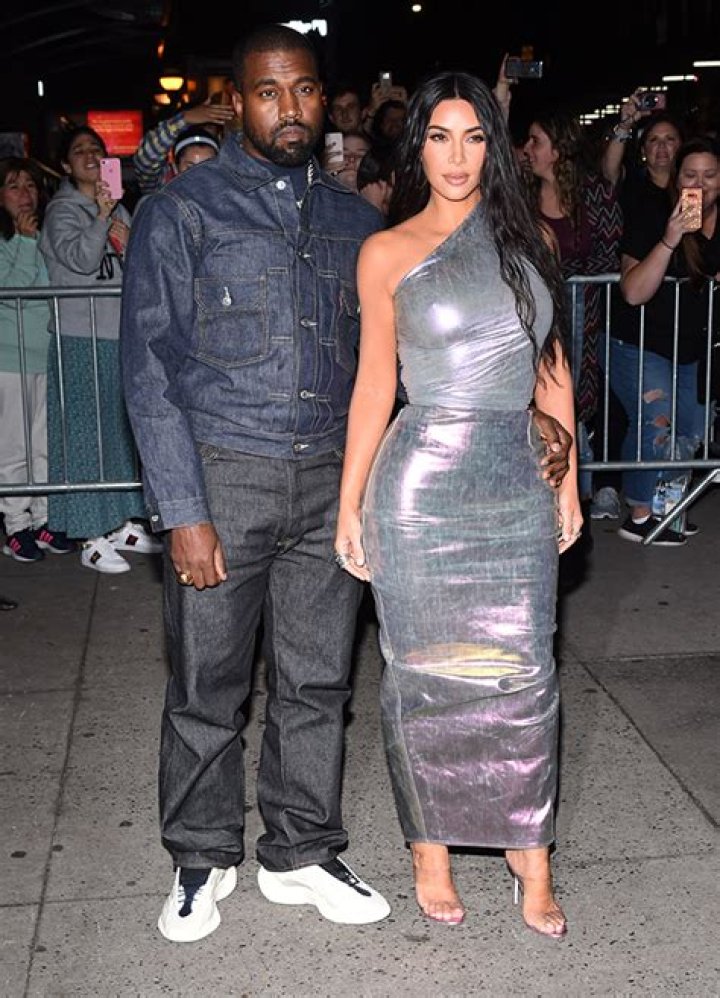 Khloe Kardashian Responds To Kanye Claiming Kim Kept Him From Kids – Hollywood Life