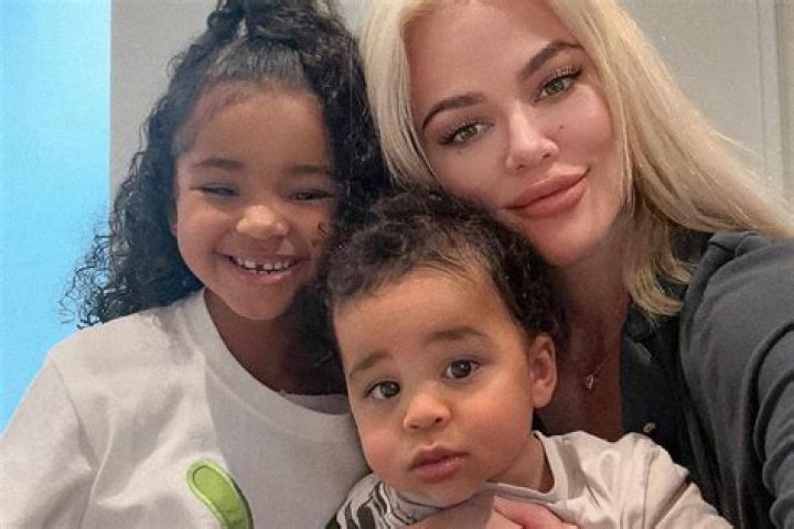Khloe Kardashian Thinks Its ‘Ridiculous’ People Pick Apart Her Photos But It Still ‘Bothers Her’