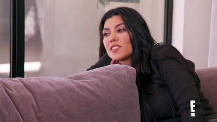 Khloe & Kourtney Kardashian Fight On ‘KUWTK’: You’re ‘Annoying As F***’ — Watch