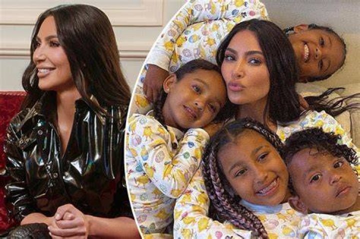 Kim Kardashian Claps Back After Her Family’s Dissed For ‘Snubbing’ Caitlyn Jenner On ‘I’m A Celebrity’