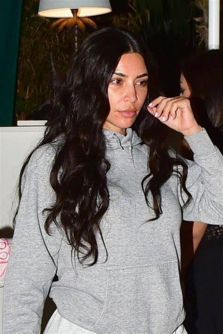 Kim Kardashian In Sweatpants & Sweatshirts & Still Looking Sexy – Hollywood Life