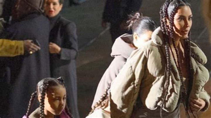Kim Kardashian Jumps Rope With Daughter North West’s Hair: Watch – Hollywood Life