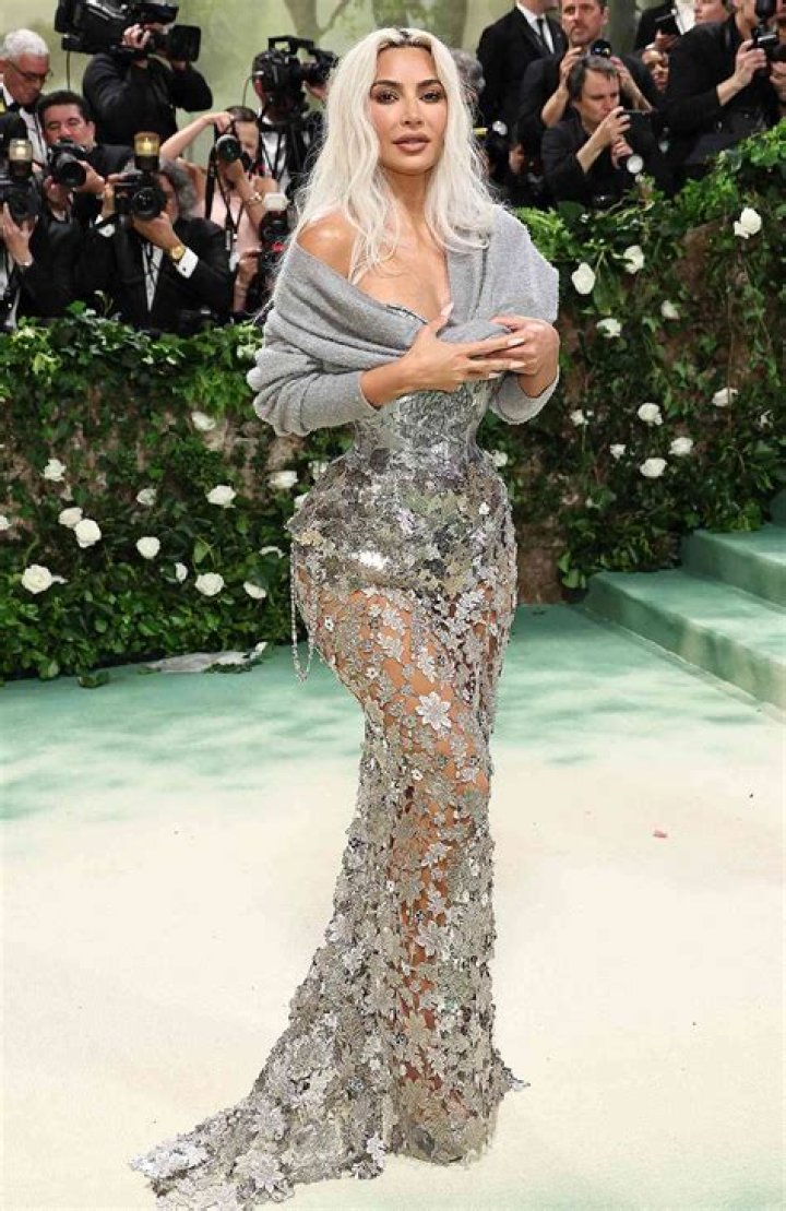 Kim Kardashian’s Met Gala 2022 Dress: Photo – Hollywood Life