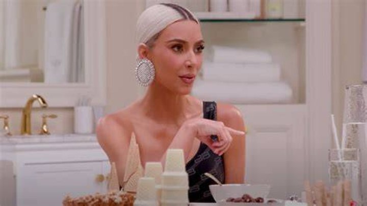 Kim Kardashian Says She Has A Celebrity Crush & Loves ‘Makeup Sex’ – Hollywood Life