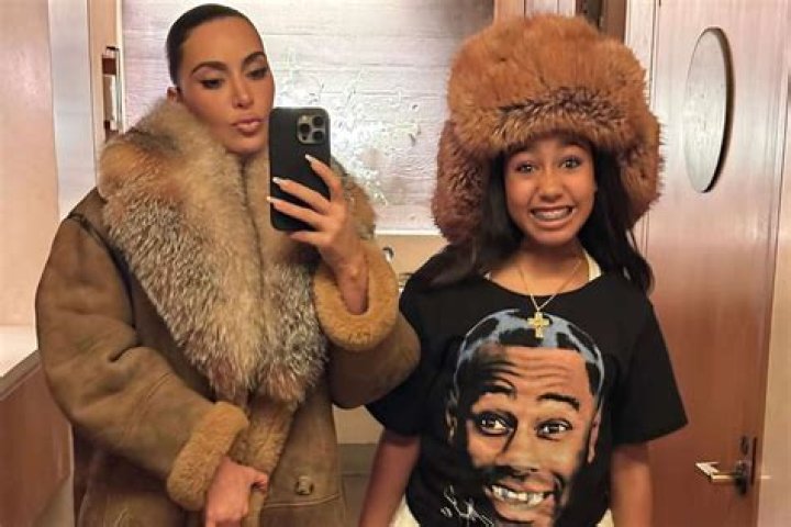 Kim Kardashian Shares A Silly Selfie With Daughter North West, 6, & It’s Too Cute