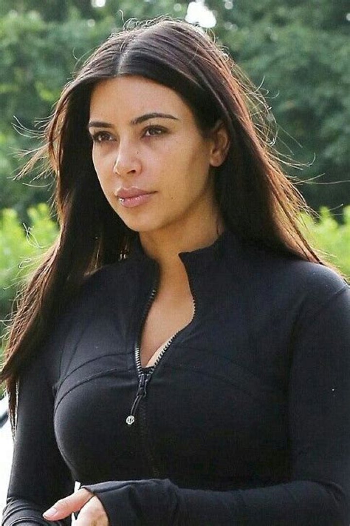 Kim Kardashian Without Makeup In Cutout Swimsuit – Photos – Hollywood Life