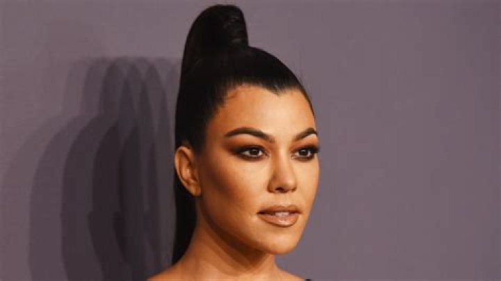 Kourtney Kardashian Claps Back After Deleting Pic Over Photoshop Backlash: ‘It Was A Fan Edit’