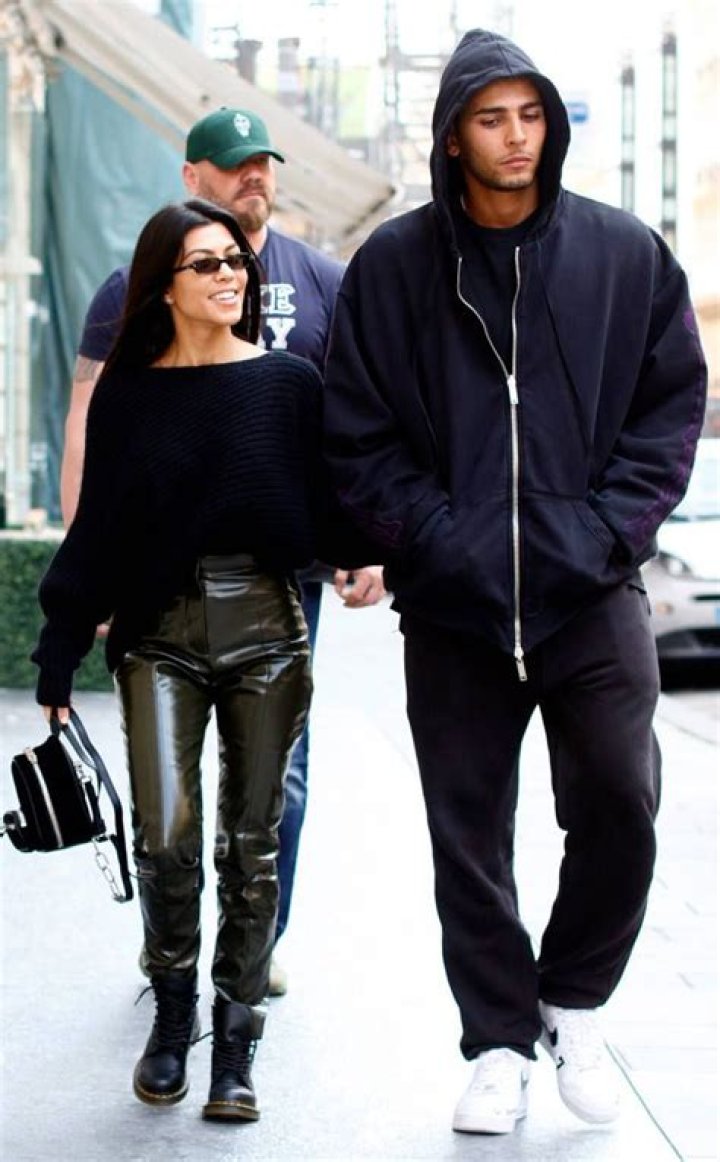 Kourtney Kardashian Confirms Younes Bendjima Romance Is Back On With Sexy Christmas Eve Pic