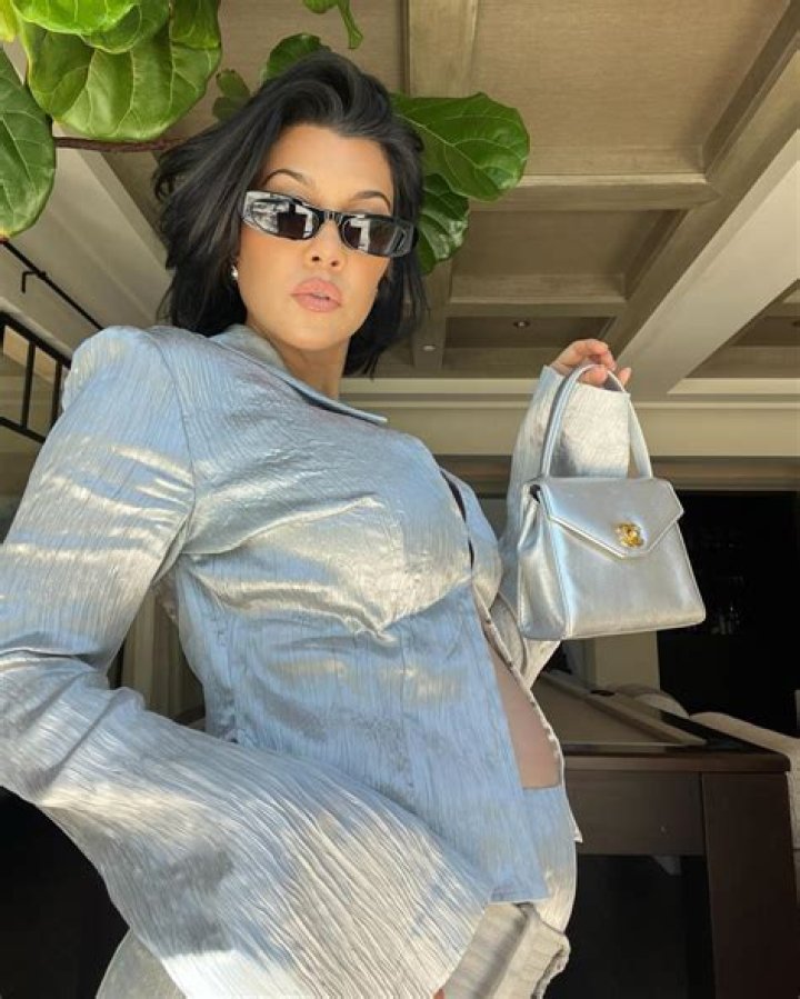 Kourtney Kardashian In Neon Green Bikini In Instagram Photos – Hollywood Life