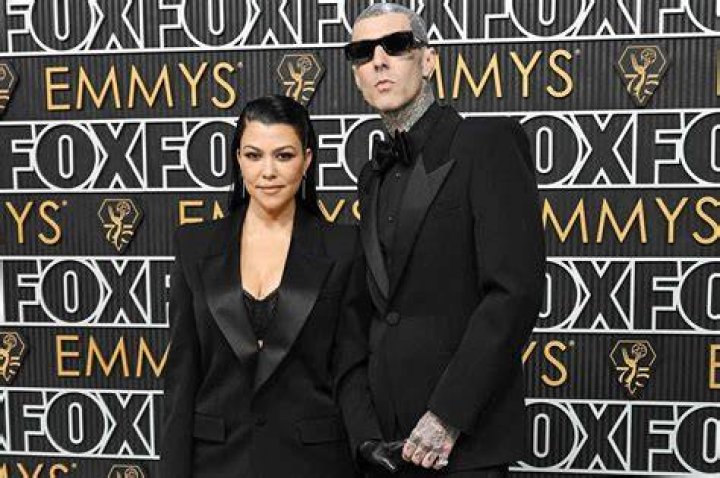 Kourtney Kardashian & Travis Barker ‘So Annoyed’ By Their Edit On ‘The Kardashians’