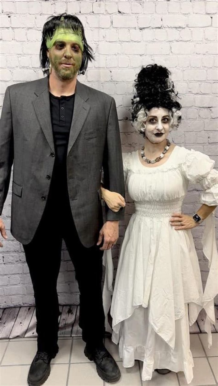 Kylie Jenner’s Bride Of Frankenstein Halloween Costume 2022: Photos – Hollywood Life