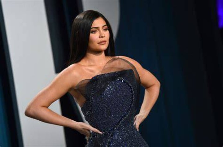 Kylie Jenner Says ‘Temporary Lip Fillers’ Helped Her Overcome Insecurities: ‘I Found My Confidence’
