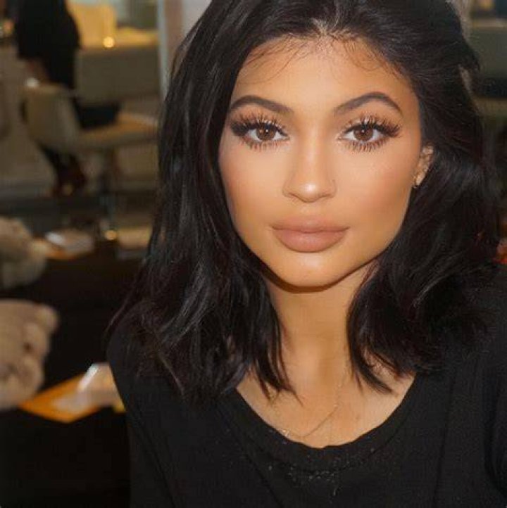 Kylie Jenner Shows She’s As Big A Sex Symbol As Kim Kardashian In Racy Corset & Garters