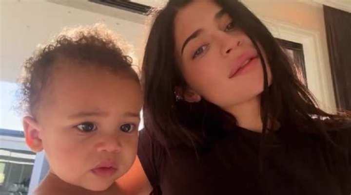 Kylie Jenner & Travis Scott Snuck Out For A Chipotle Run & Got Caught — See Pics
