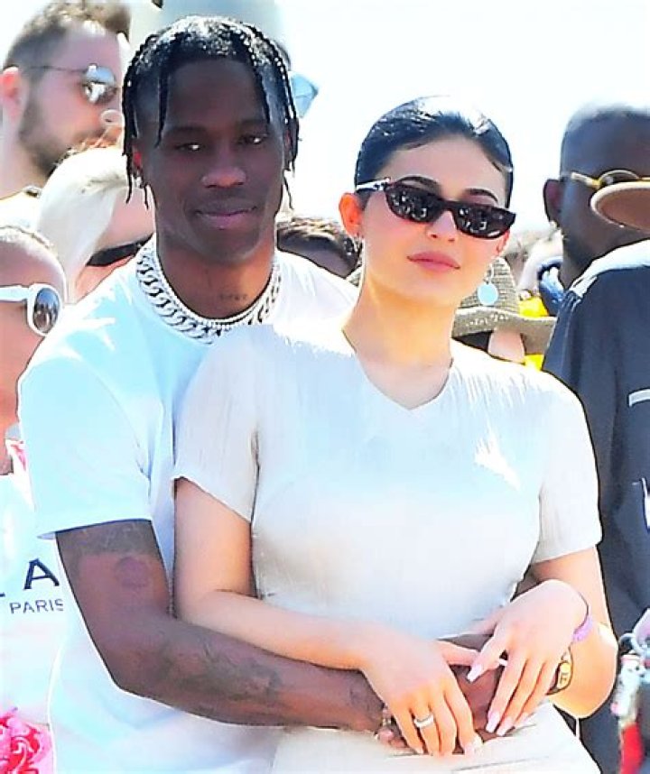 Kylie Jenner & Travis Scott Tease Each Other On Instagram & Fans Think They’re ‘Back Together’