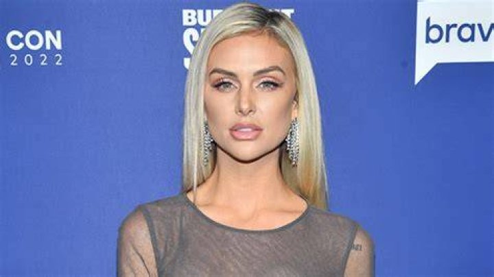 Lala Kent Goes Nude and Jokes About Being ‘Jealous’ of Ariana Madix – Hollywood Life
