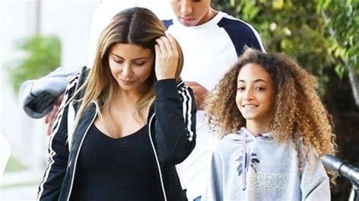Larsa Pippen Dances With Daughter Sophia For ‘Hit Yo Rollie’ TikTok – Hollywood Life