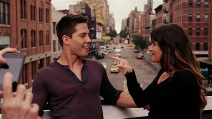 Lea Michele’s Onscreen ‘Glee’ Boyfriend Defends Her As ‘Awesome’ – Hollywood Life