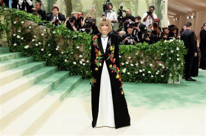 Leaves Her Off ‘Vogue’ Met Gala Cover – Hollywood Life