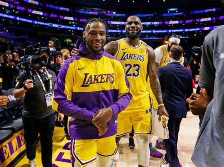 LeBron James Shows Off His Moves On Diddy’s ‘Dance-a-Thon’ With Son Bronny, 15 – Watch