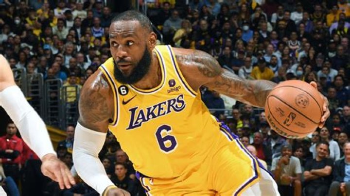LeBron James Shows Off The Intense Workouts He’s Doing To stay In Shape For When Basketball Returns