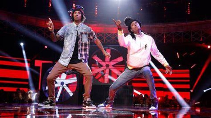 Les Twins’ Performance On ‘World Of Dance’ Season 2 Finale — Watch – Hollywood Life