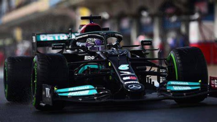 Lewis Hamilton: Photos of the F1 Racer