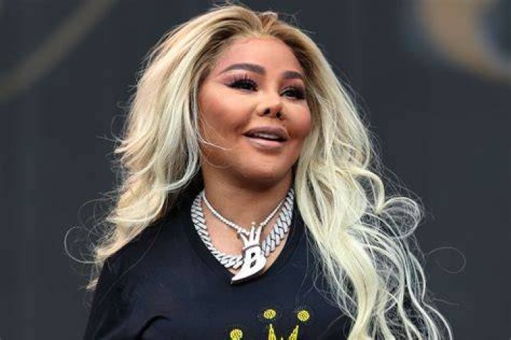 Lil Kim – Hollywood Life