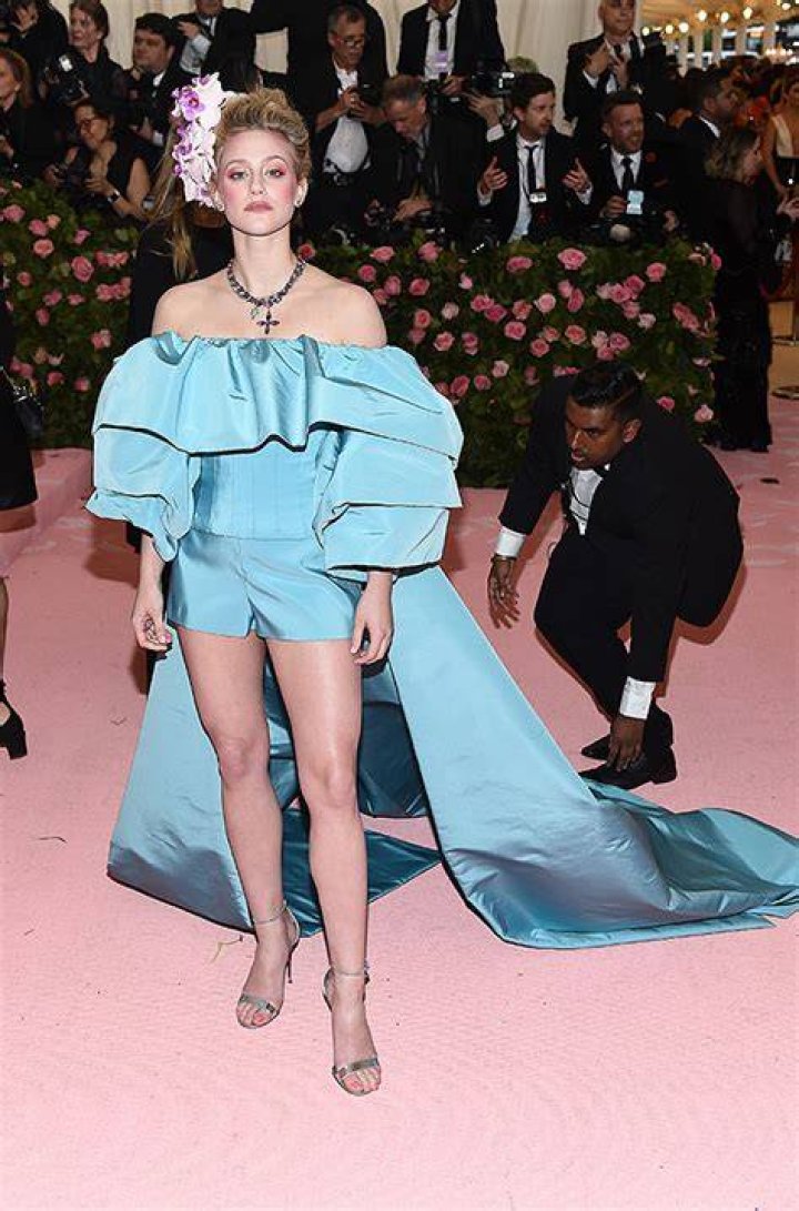 Lili Reinhart’s Outfit At Met Gala 2019 – Ruffle Romper With Train – Hollywood Life