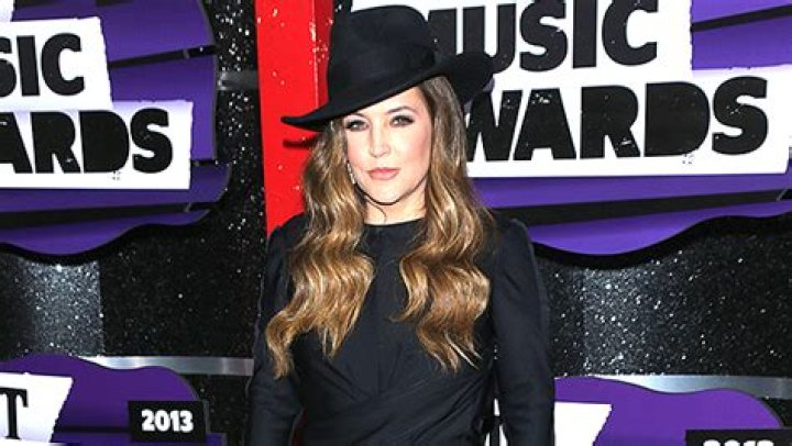 Lisa Marie Presley’s Final Resting Place At Graceland Prepared: Photos – Hollywood Life