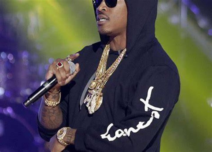 [LISTEN] Future Disses Scottie Pippen Over Larsa Hookup On ‘Rent Money’ – Hollywood Life
